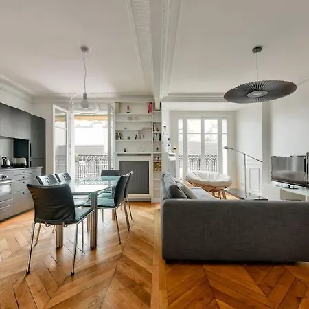 Elegant Avec Balcon Au Coeur Du Marais Apartment *